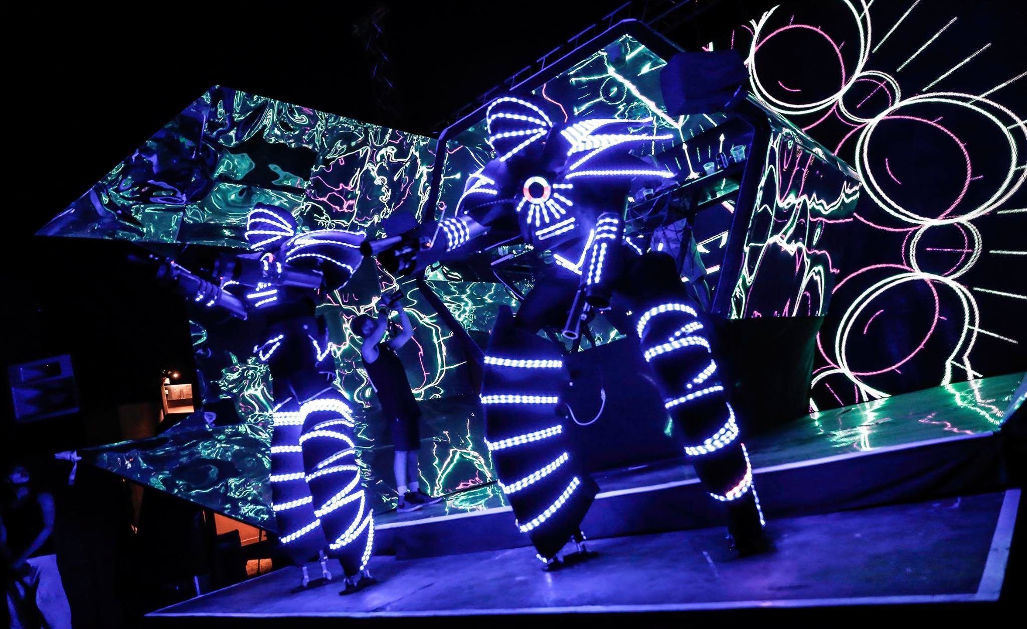 Glowbot