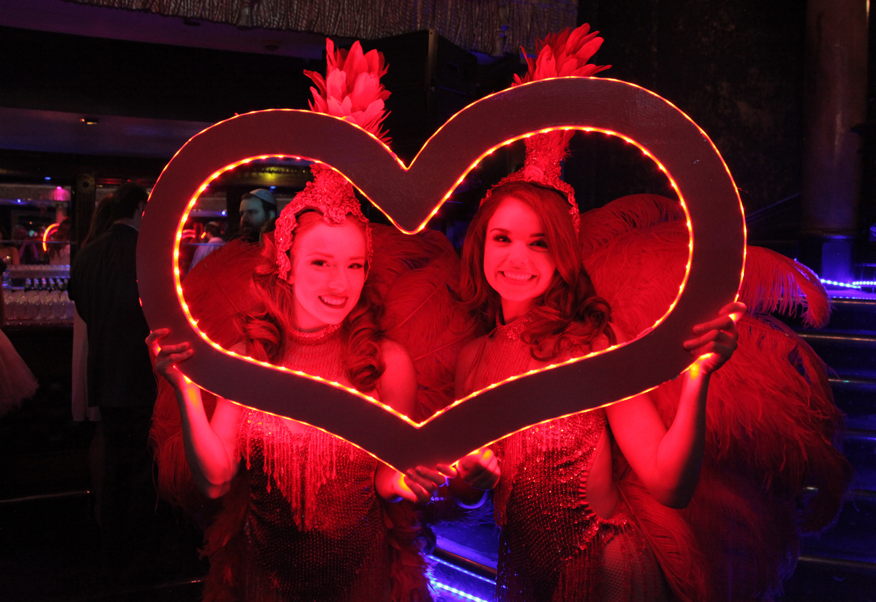 LED HEART FRAME RED SHOWGIRL