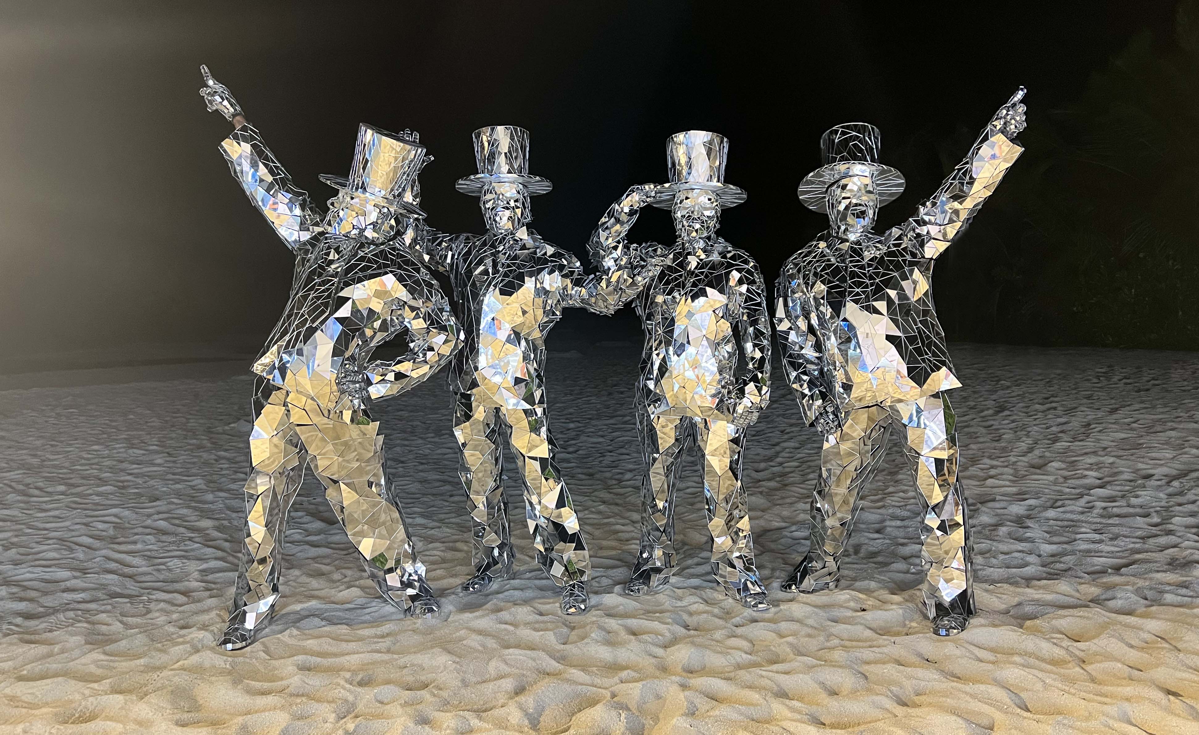 Mirror-Men-5
